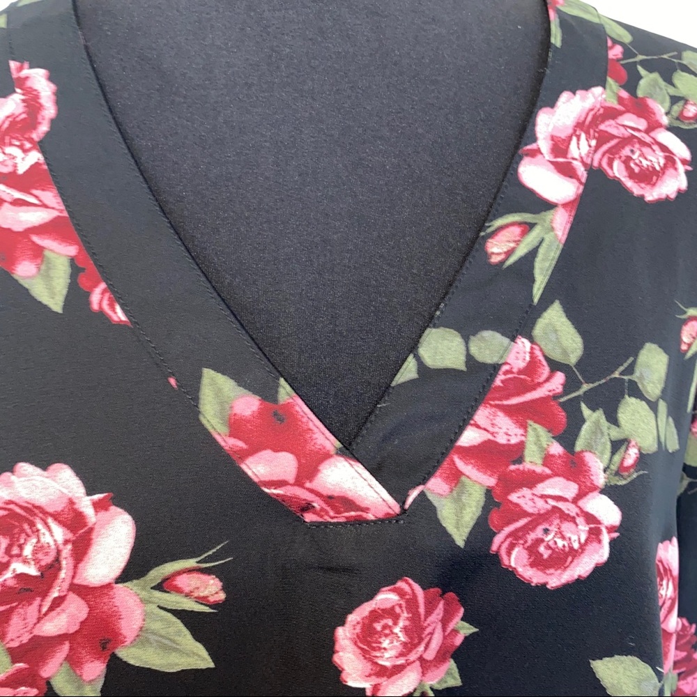Justify Floral Top - Picture 3 of 5